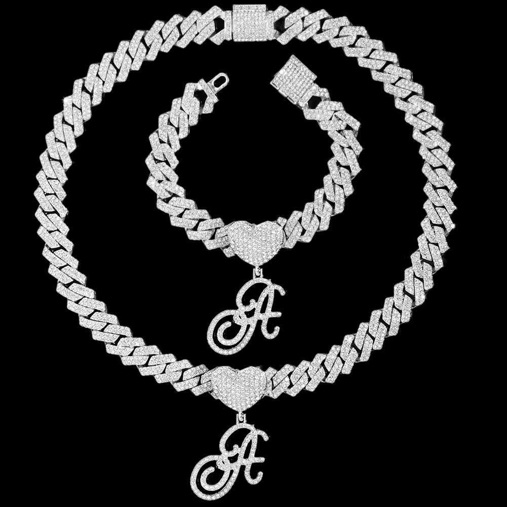 Hip Hop Bling d Out Cursive Initial Letter Pendant Necklace for Wen Paved Rhinestone Cuban Chain Choker Necklace Jewelry X250224
