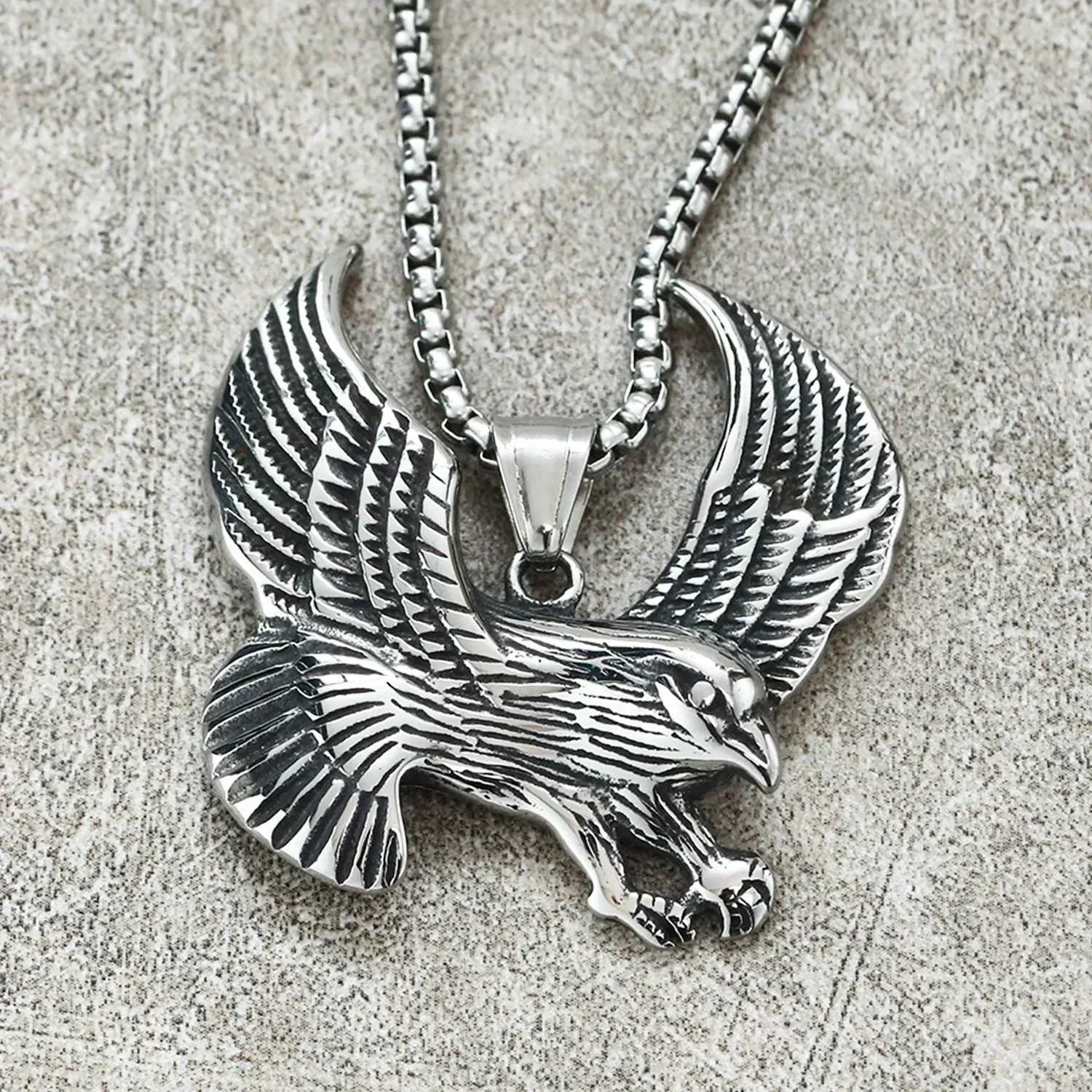 Punk hip-hop flying pendant necklace mens personality trend casual party fashion jewelry X250224