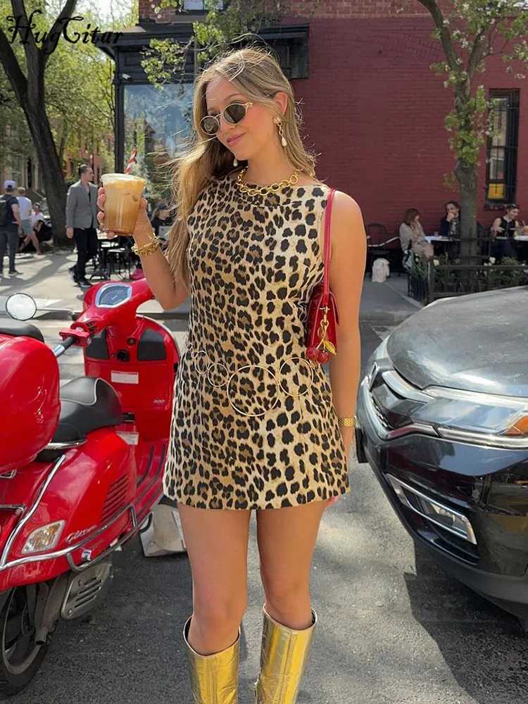 Hugcitar Leopard Print O Neck Sveless Sexy Bodycon Slim Mini Prom Dress Summer Women Fashion Y2K Outfits Evening Party ClubXJ250224