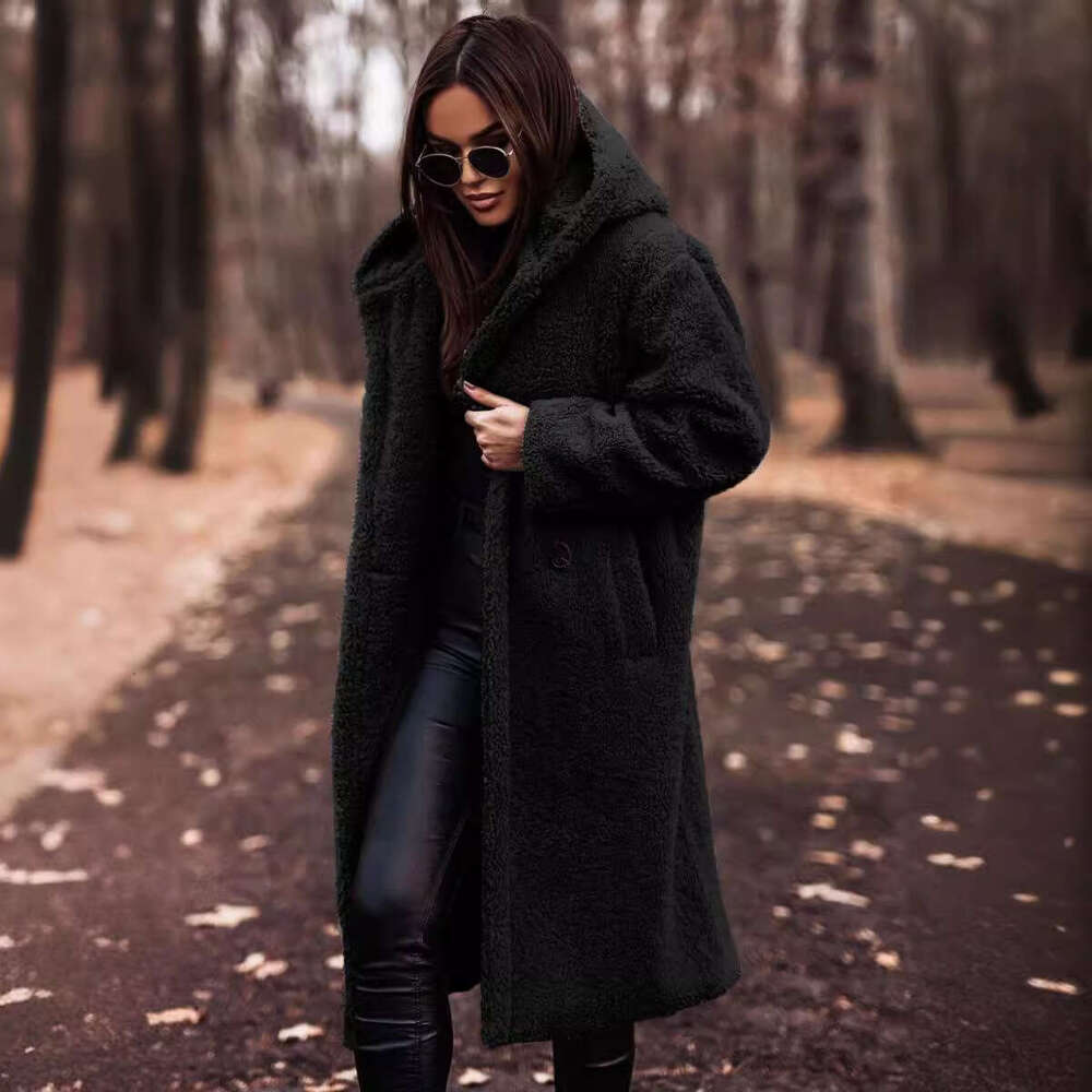 Autumn And Winter Fashionable Long Sleeved Woolen Women's Coat In Clean Color