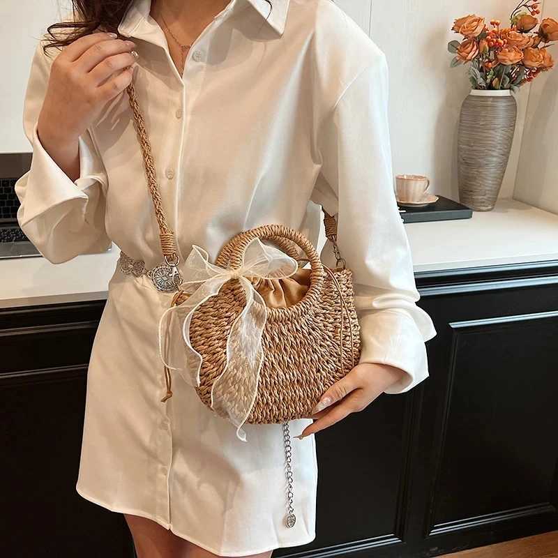 Women Handmade Casual Woven Basket Handbag Trendy Crossbody Bag Elegant Lady Straw Bag Summer Beach Shoulder Bags