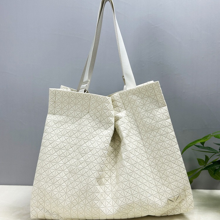 Japanese Lingge Men's And Women's Shopping Silicone Large Capacity Tote Single Shoulder Handbag Leisure Travel Big Bag designer handbags wom