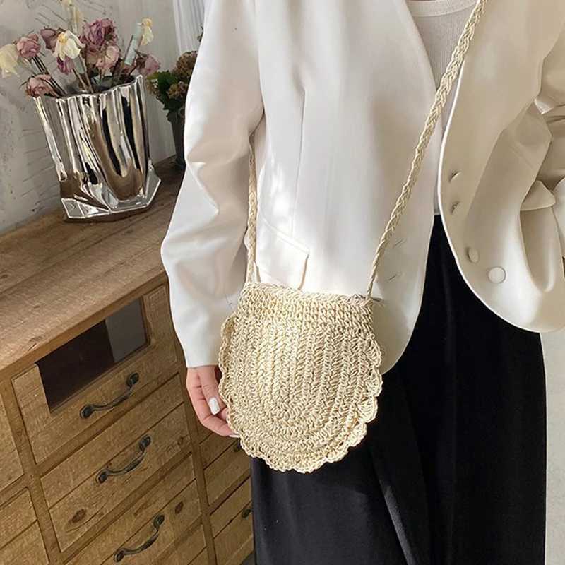 Women's Handmade Straw Woven Crossbody Shoulder Bag Summer Travel Beach Small Handbag Fashion Simple Design Ladies Purse