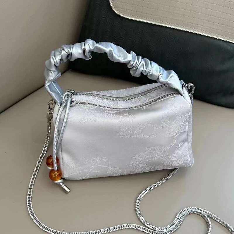 Chinese Style Bag For Women Designer Handbag Purse 2024 New In Satin Embroidered Wer Pleated Top Handle Chain Shoulder