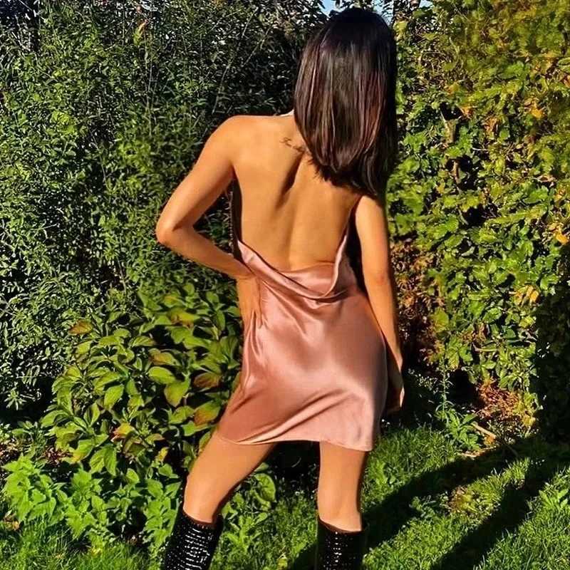 Womens Sveless Tight Short Dress 2024 Summer New Backless Mini Dress Sexy Halter Pleated Nightclub DressXJ250224