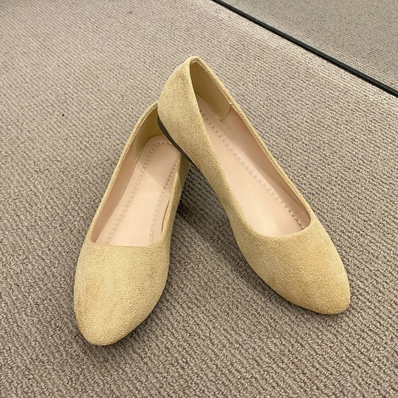 Fashion coat Solid color large light mouth womens suede comfortable flat shoes womens Zapatos De Mujer 250224