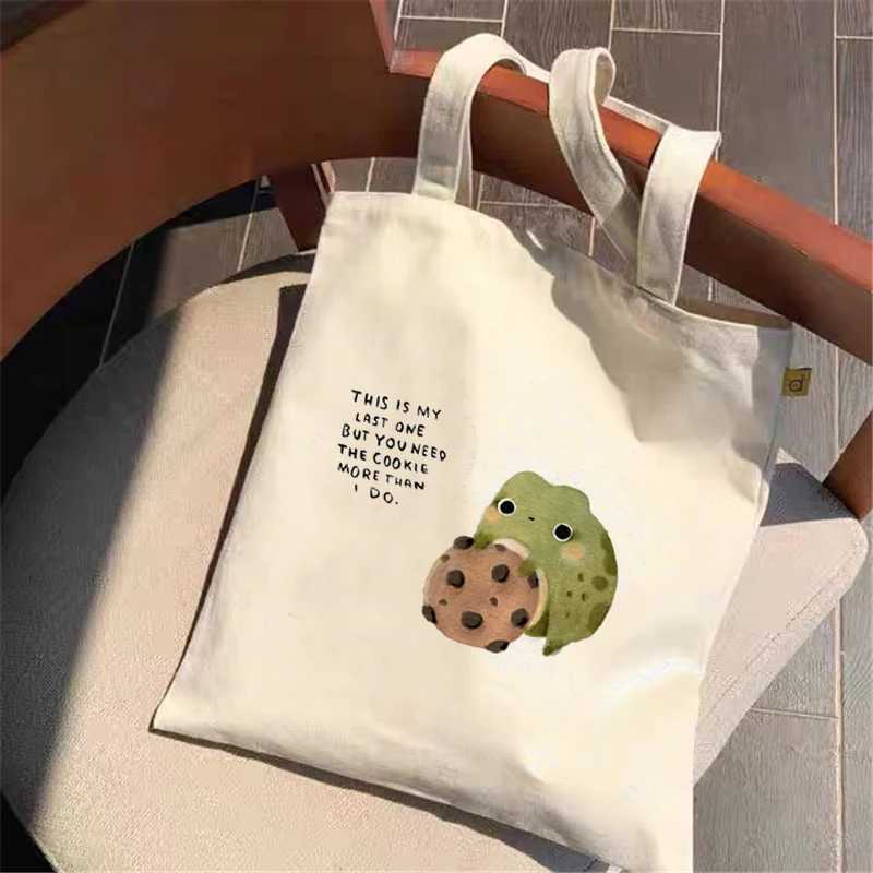 Women Designer Handbag 2021 New Girl Fashion Casual Minimalist Style Frog Art Printing Shoulder Bag Canvas Tote Bag Shopper Bag Z250224