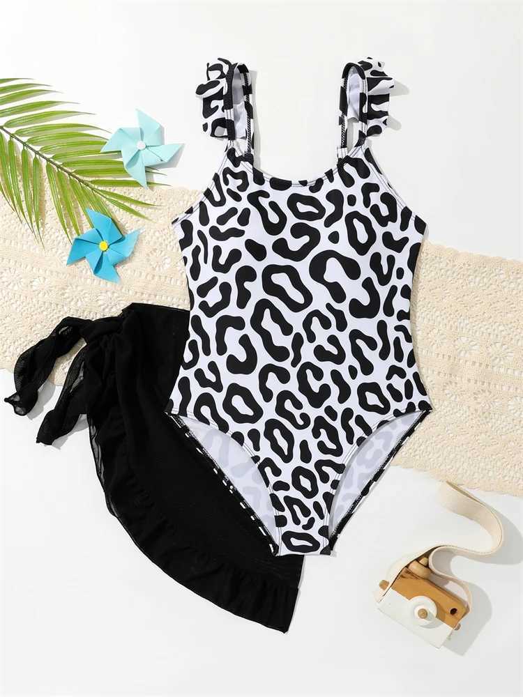 Bikini Girls Childrens Swimsuit 2025 New Leopard Ruffle Strap Swimsuit Childrens Swimsuit Summer Two Piece Beach Swimsuit X250224