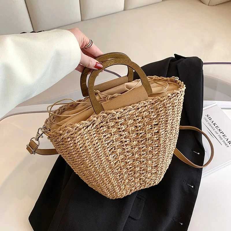 Wicker Knitted Bucket Shoulder Bag Fashion Straw Handbag For Women Summer Hand-Woven Rattan Crossbody Bag Beach Bag