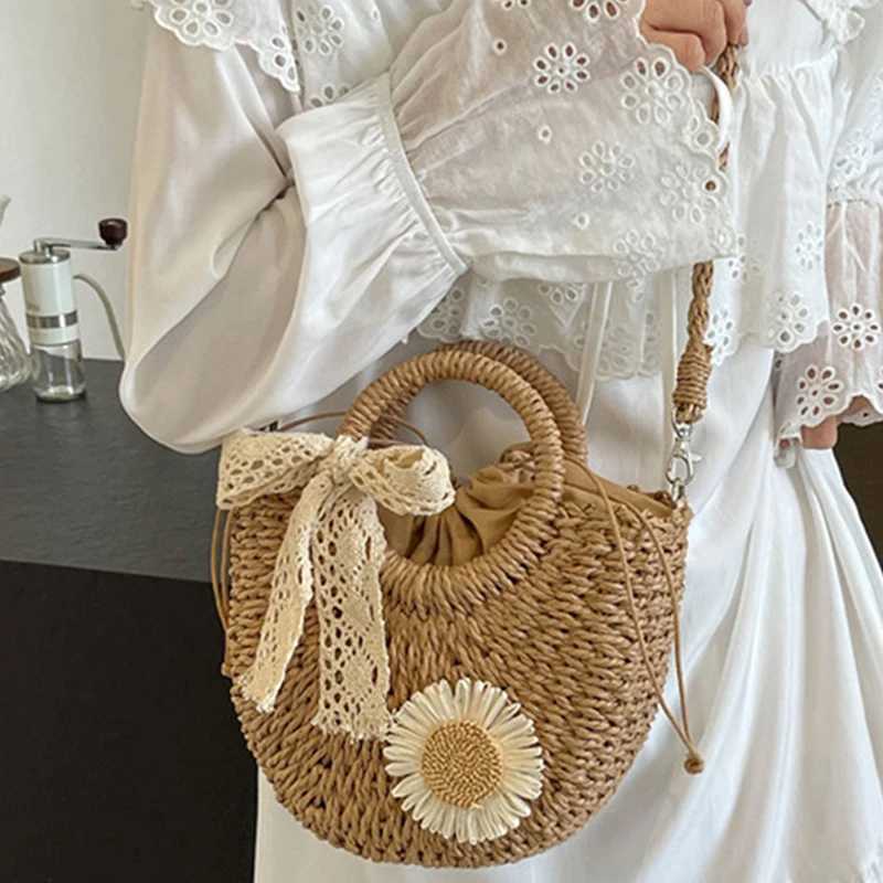 Women Handwoven Straw Shoulder Bag Rattan Half-Moon Beach Handbag Small Summer Hollow Out Crossbody Bag