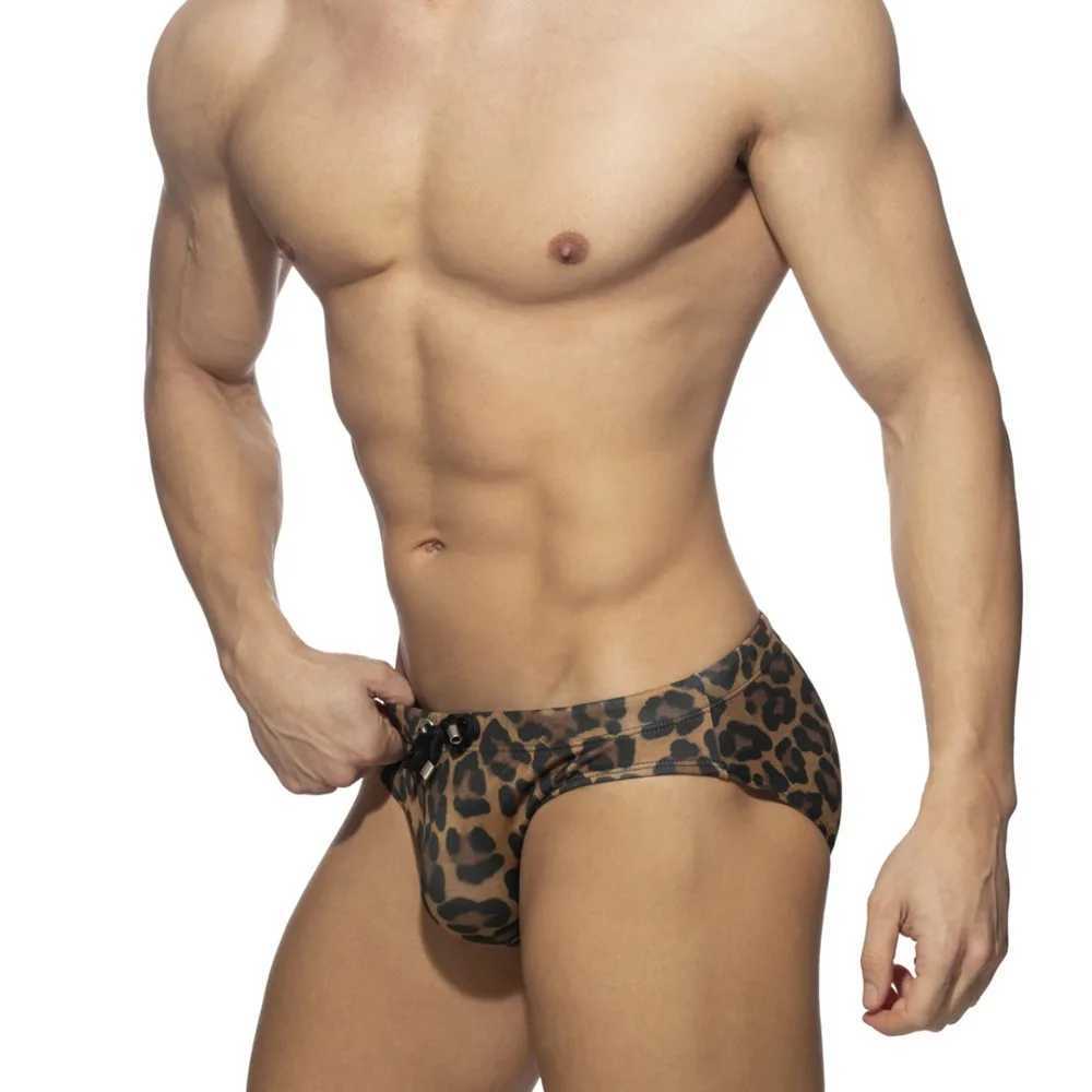 Speedo Mens Low Waist Printed Leopard Triangle AD Speedo Nylon Quick Dry Sexy Swimming Trunks W250224