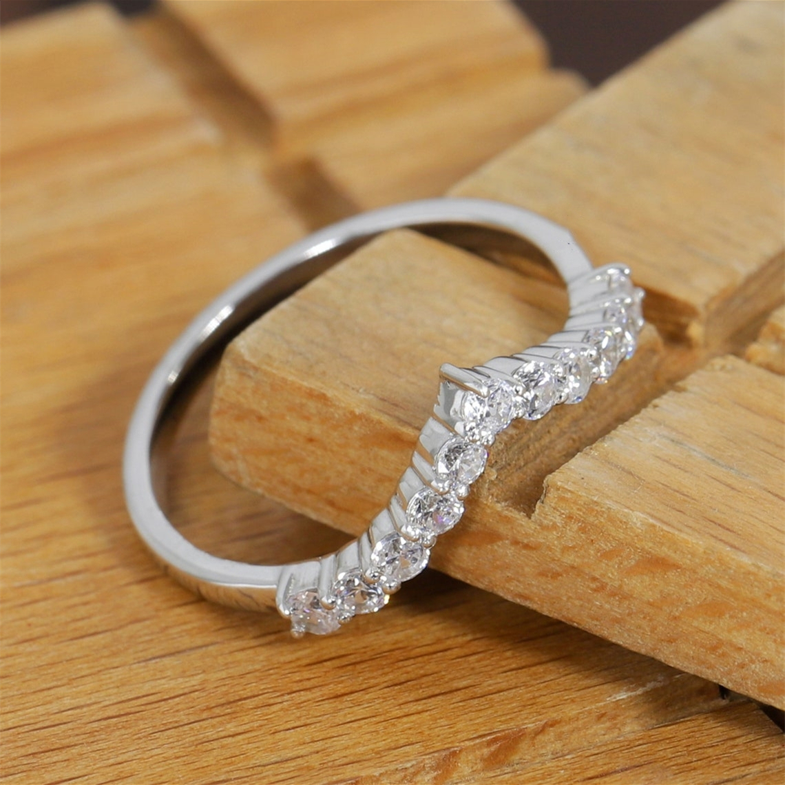 Jewelry 18K White Gold Vintage Style V Shape Lab Grown Diamond Round Cut 0.50ct Wedding Ring 14K Gold Ring Half Set Ring Band