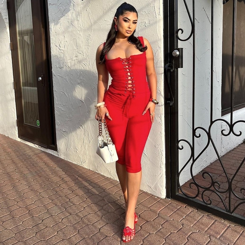 Womens Tracksuits 2025 Spring Autumn New Product Spicy Girl Chest Strap Small Vest Slim Fit Solid Color Shorts Set 3 Colors