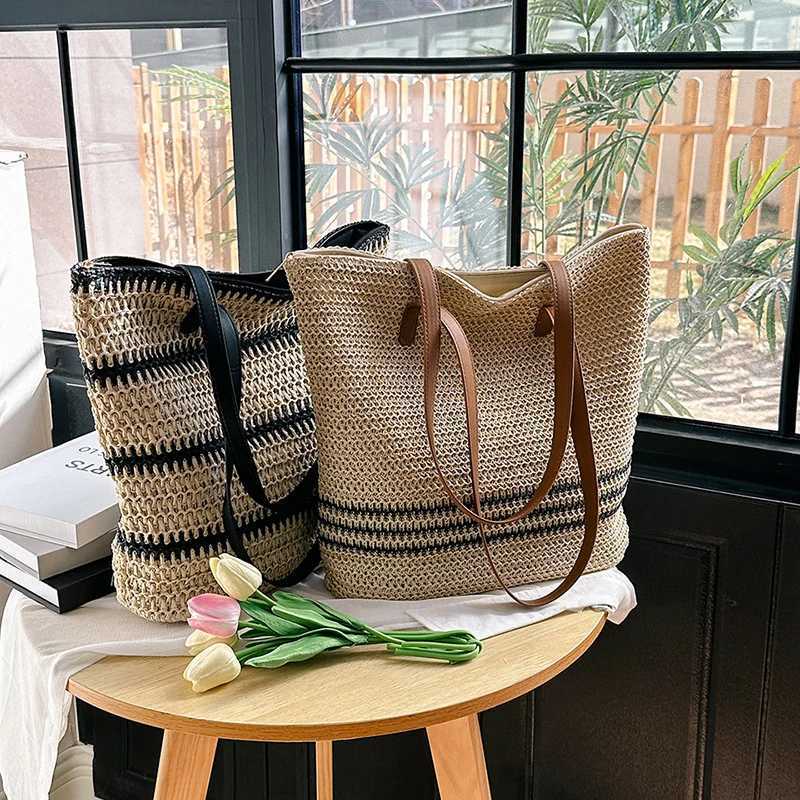 Vintage Straw Rattan Woven Bags Handmade Summer Beach Bags Ladies Large Capacity Shoulder Bag Bohemia Travel Handbags Totes sac