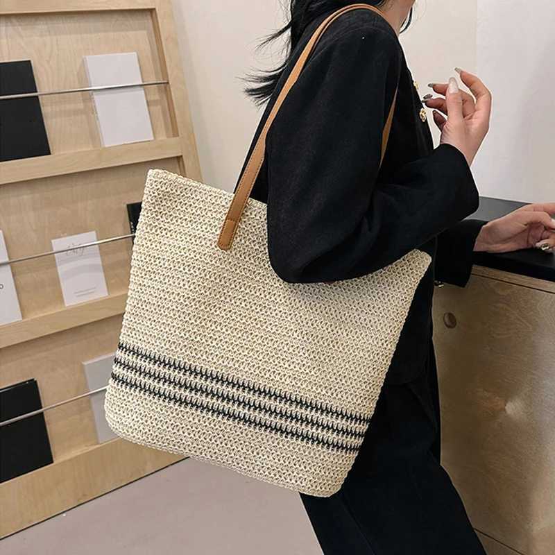 Vintage Straw Rattan Woven Bags Handmade Summer Beach Bags Ladies Large Capacity Shoulder Bag Bohemia Travel Handbags Totes sac