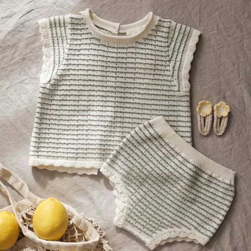 Pre sale (shipped in April) 2025 summer childrens boys vests girls printed cartoon shirts and shorts childrens girls clothing striped tops X250224