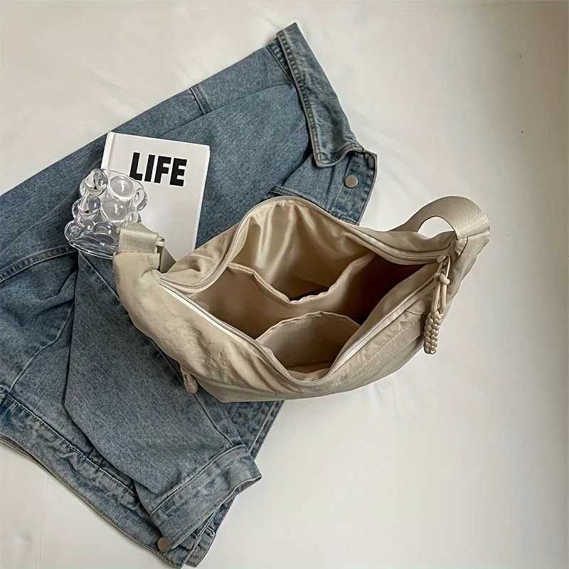 Fashion All-match Large Capacity Shoulder Messenger Bag Large Capacity Daily Commuting Sports Leisure Dumpling Bag Underarm Bag Z250225