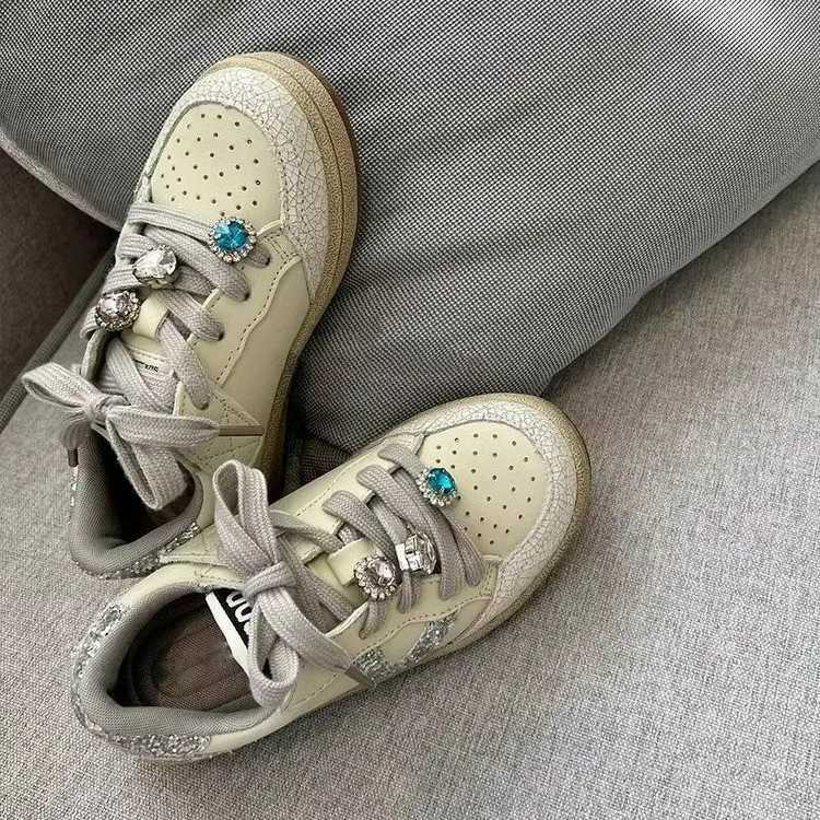 New childrens shoes for autumn 2024 boys with soft soles comfortable sports and leisure shoes girls with fashionable and bright diamond board shoes X2