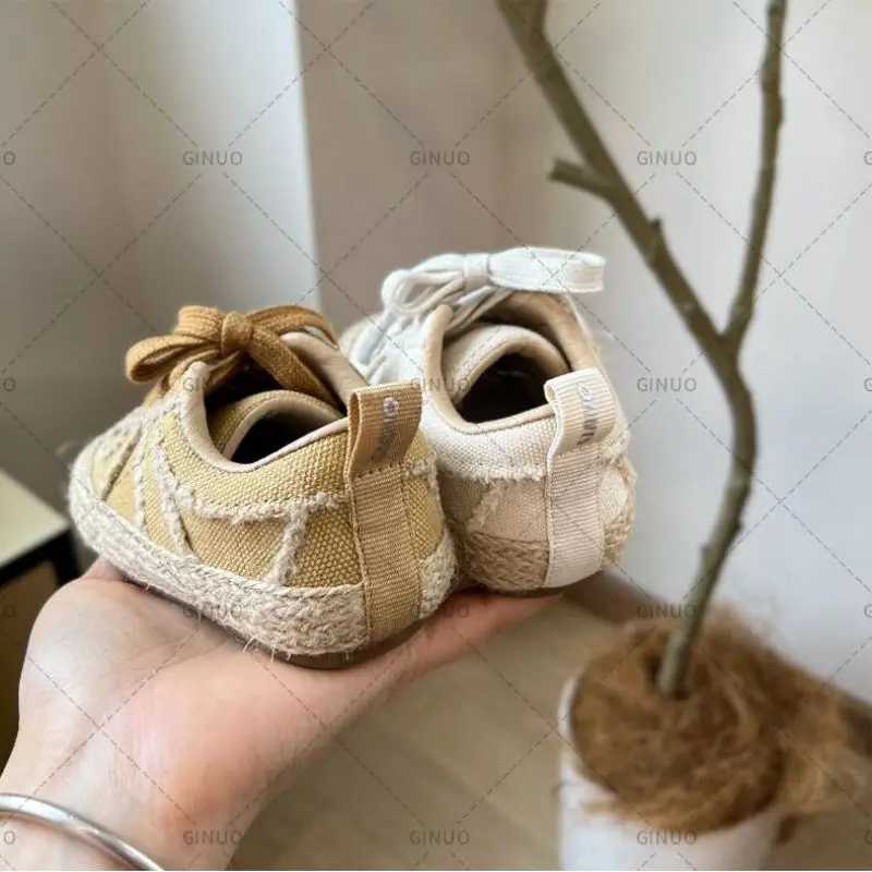2024 Boys and Girls Canvas Shoes Childrens School Performance Shoes Baby Childrens Biscuits Bottom Breathable Childrens Shoes 18-30 X250224