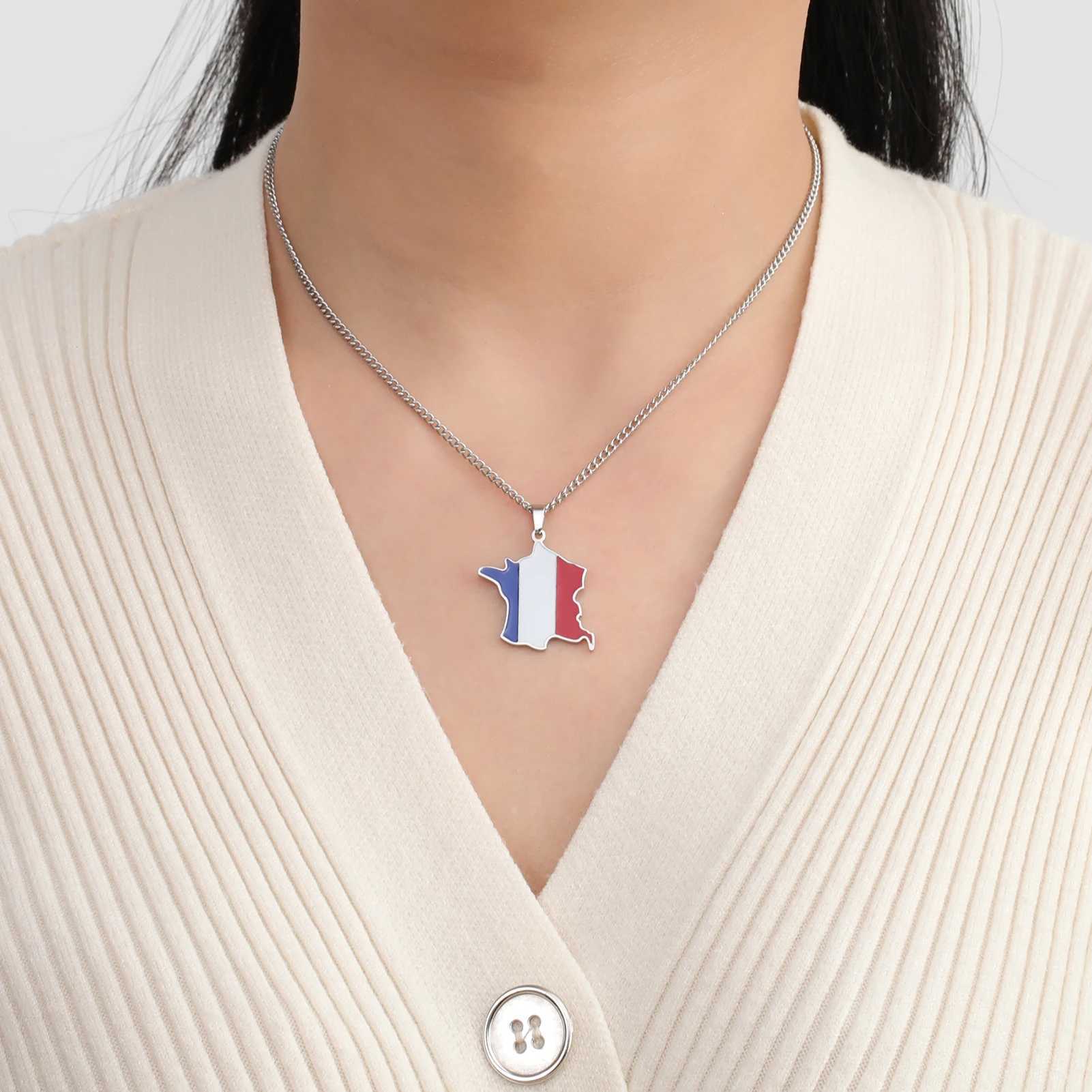 Amaxer Map of Flag Pendant Necklace For Men Wen Stainless Steel Necklace French Jewelry Patriotic Gift X250224