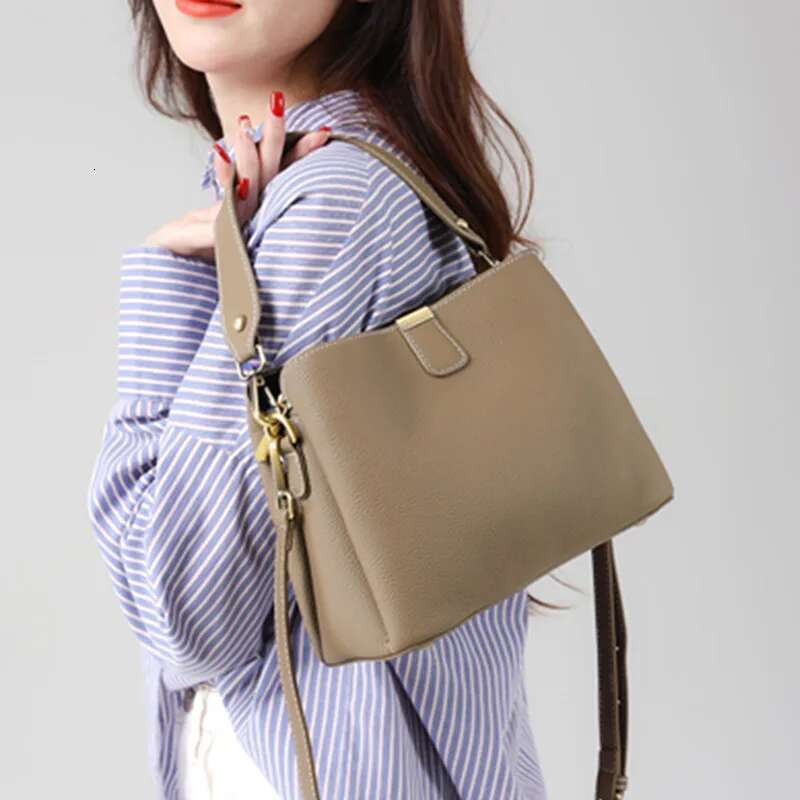 Hifashion Cowhide Genuine Leather Bucket Small Shoulder Crossbody For Women 2024 Designer Wide Strap Tote Ladies Handbags