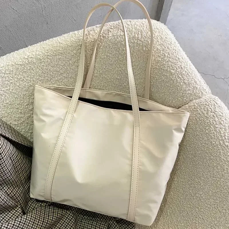 Simple Shoulder Bag Handbag Oxford Top Handle Female Large Capacity Shopping Street Zipper Bags for Women Handbag Tote Bag 250224