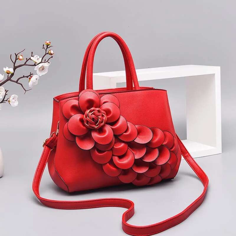2024 New Banquet Handbag Personalized wer Women's Designer Female Shoulder Casual Tote Crossbody Bag