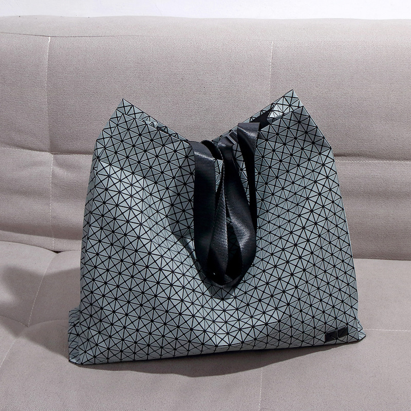 Japanese Lingge Men's And Women's Shopping Silicone Large Capacity Tote Single Shoulder Handbag Leisure Travel Big Bag designer handbags wom