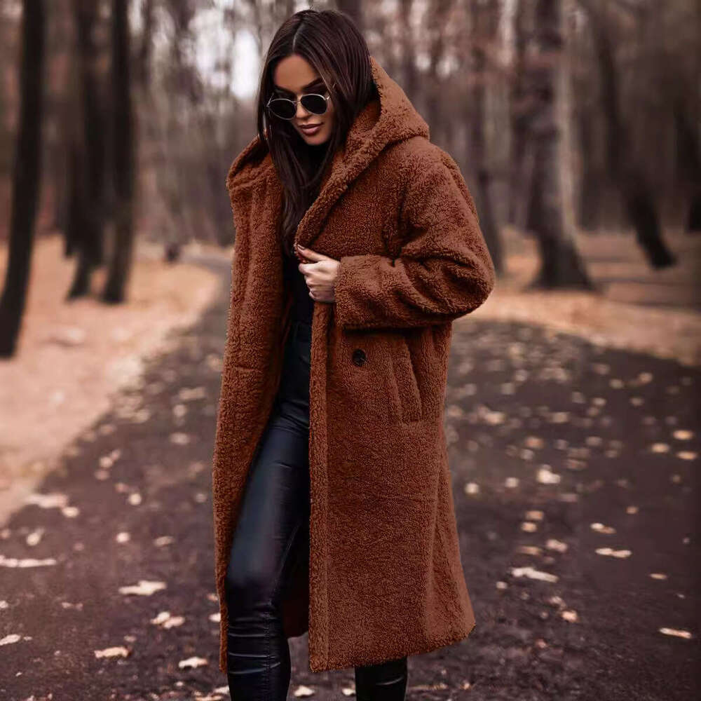 Autumn And Winter Fashionable Long Sleeved Woolen Women's Coat In Clean Color