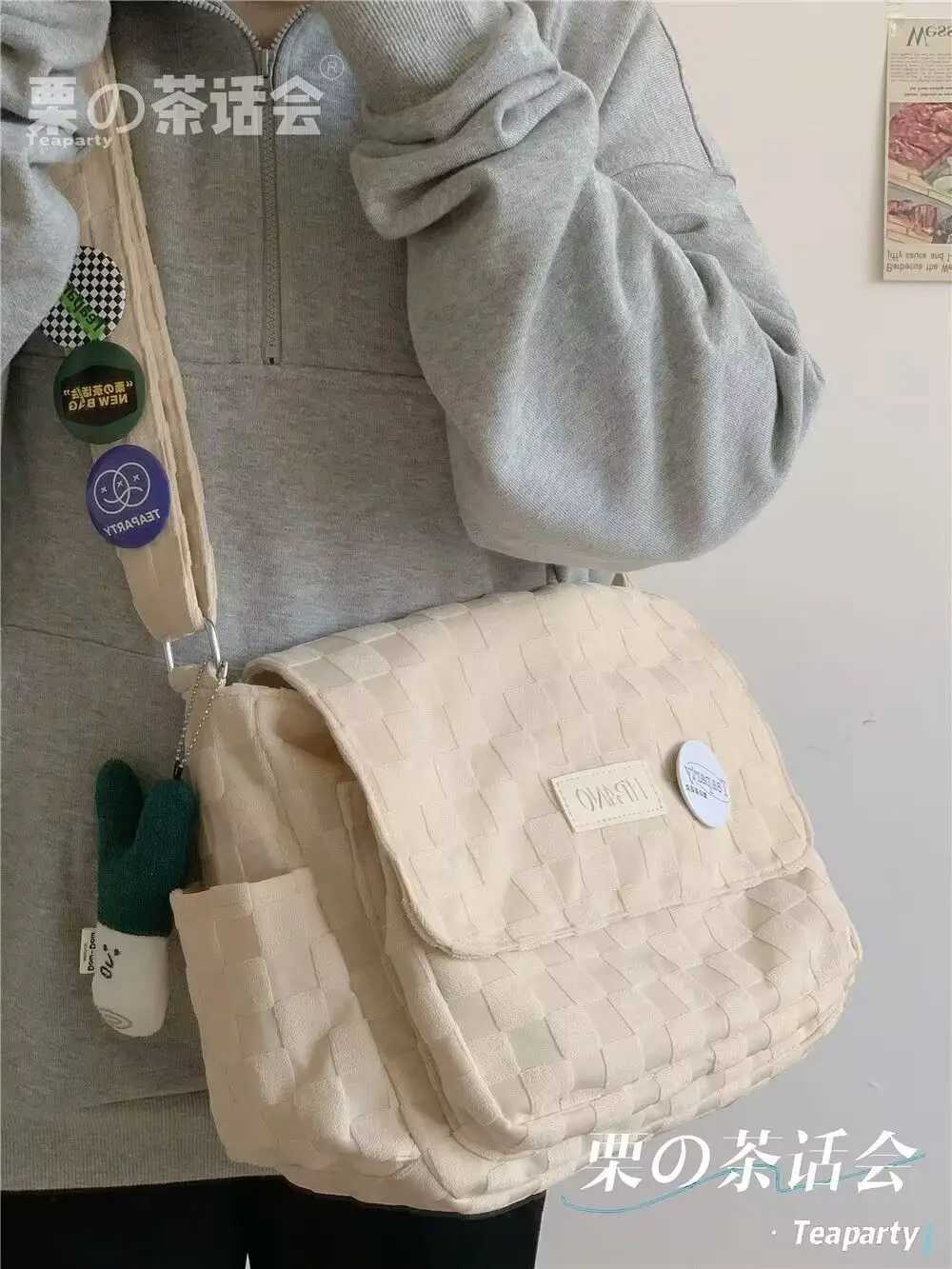 Versatile female student promises classes large capacity one shoulder messenger bag autumn and winter backpacks Z250225