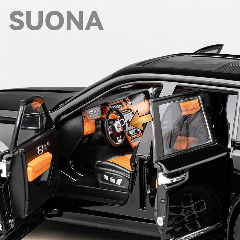 1/20 Rolls Royce SUV Cullinan Alloy Luxy Car Model Diecast Metal Vehicles Car Model Simulation Sound and Light Children Toy Gift Z250224