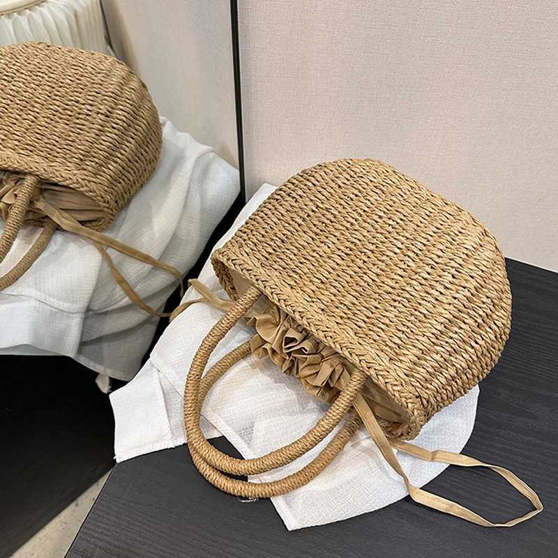 Women's Simple Design Handmade Bohemian Straw Handbag Summer Fashion Bucket Bag Tote Purse for Beach