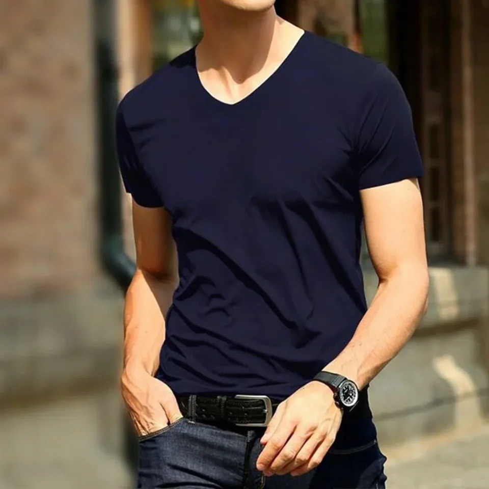 Mens T-shirt Ice Silk Seamless Short Sleeve Blouse Summer Cool V-Neck Slim Fit Everyday T Shirts Breathable Basic Clothing 250225