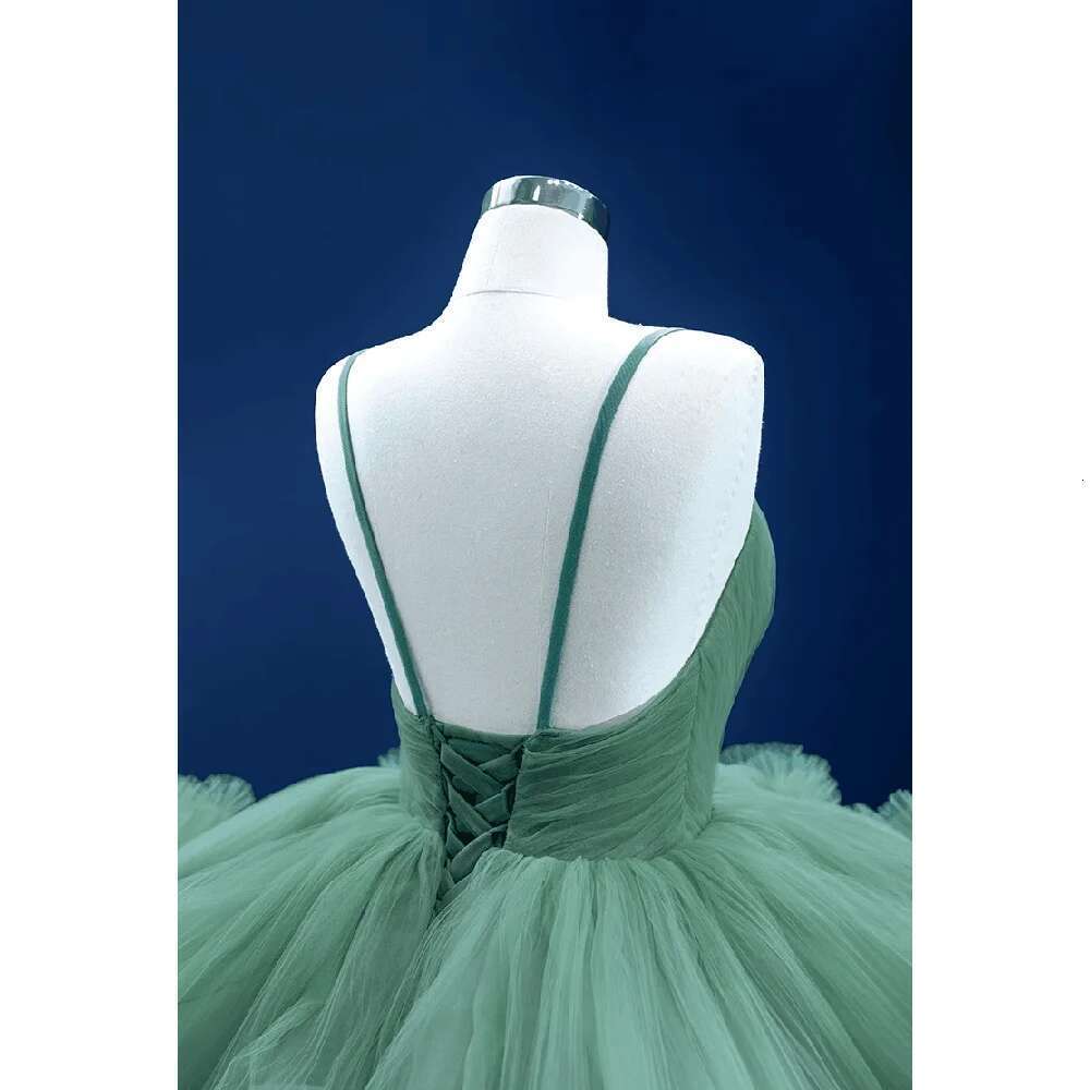 Pleated Ball Gown with V Neckline Green Spaghetti Ribbons Elegant Party Dress Up to the Floor Banquet evening Fashion