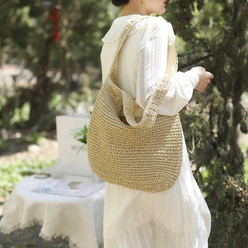 Bohemian Style Straw Bags For Women Large Capacity Handmade Beach Bag Large Capacity Tote Fashion Braided Handbag Armpit Pack