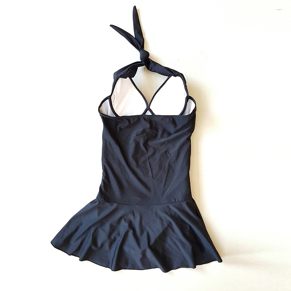 Women's conservative one piece swimsuit with a belly covering hot spring swimsuit, black skirt style flat angle slimming sports small chest gathe