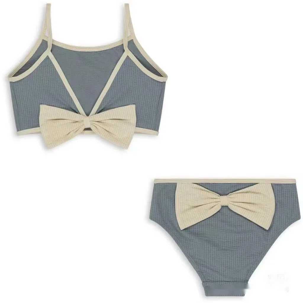 2024 Summer Girls Swimsuit Fashion Cartoon Swan Childrens One-piece Swimsuit Quick-drying Sunscreen Long-sleeved Split Swimsuit X250224