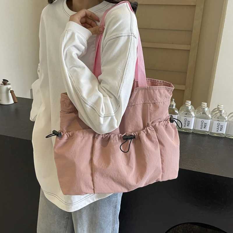 2024 Fashion Drawstring Shoulder Bag Travel Casual Nylon Tote Bag Large Capacity Waterproof Crossbody Bucket Bag Women Handbags Z250225