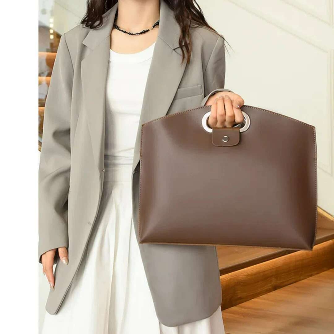 2024 New Fashionable Large Capacity Work Commuting Fashion Simple High-end Handbag for Women
