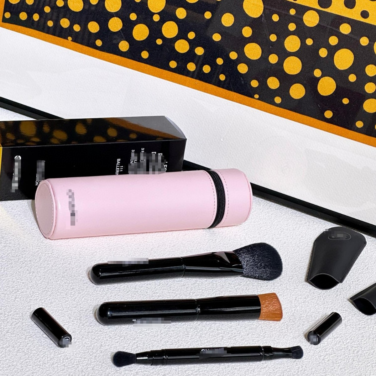 Multi-Functional Dopamine Cosmetic Kit: Blusher & Foundation Brushes + Eyeshadow Duo Complete Set with Organizer Tub