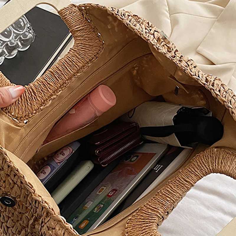 Female Wooden Handle Bag Summer Woven Straw Handbag Large Capacity Travel Beach Bag Fashion Style Totes