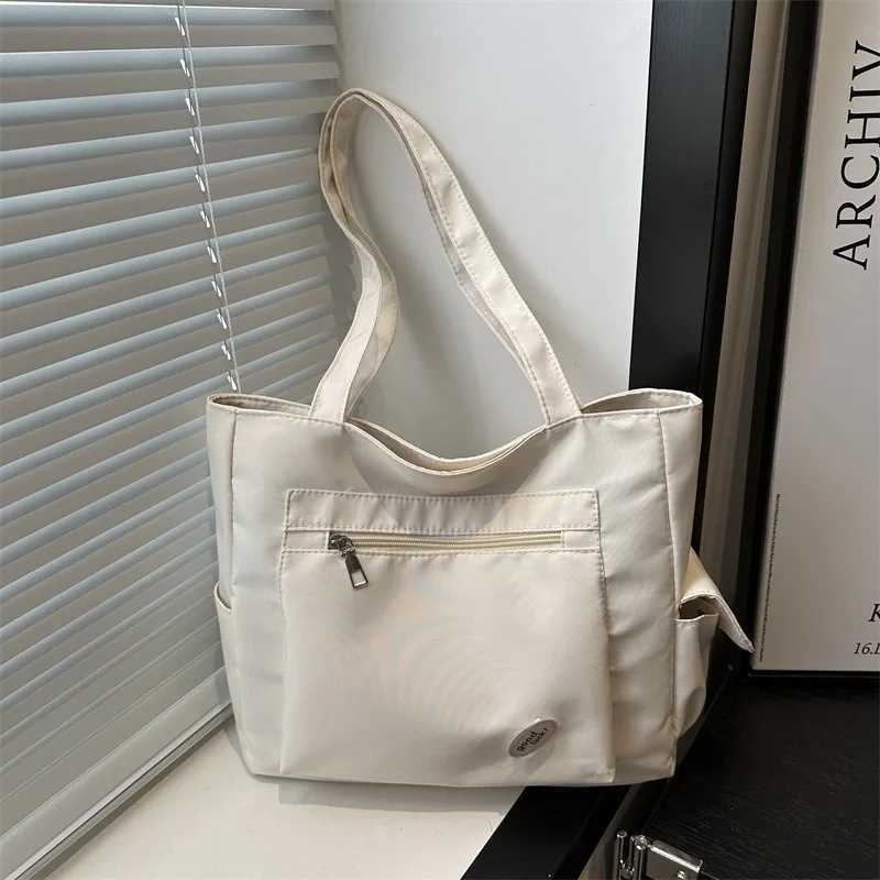 Large Capacity Canvas Bag Female Simple Korean Version of Leisure Commute To Work Students Class Shoulder Crossbody Bag Z250225