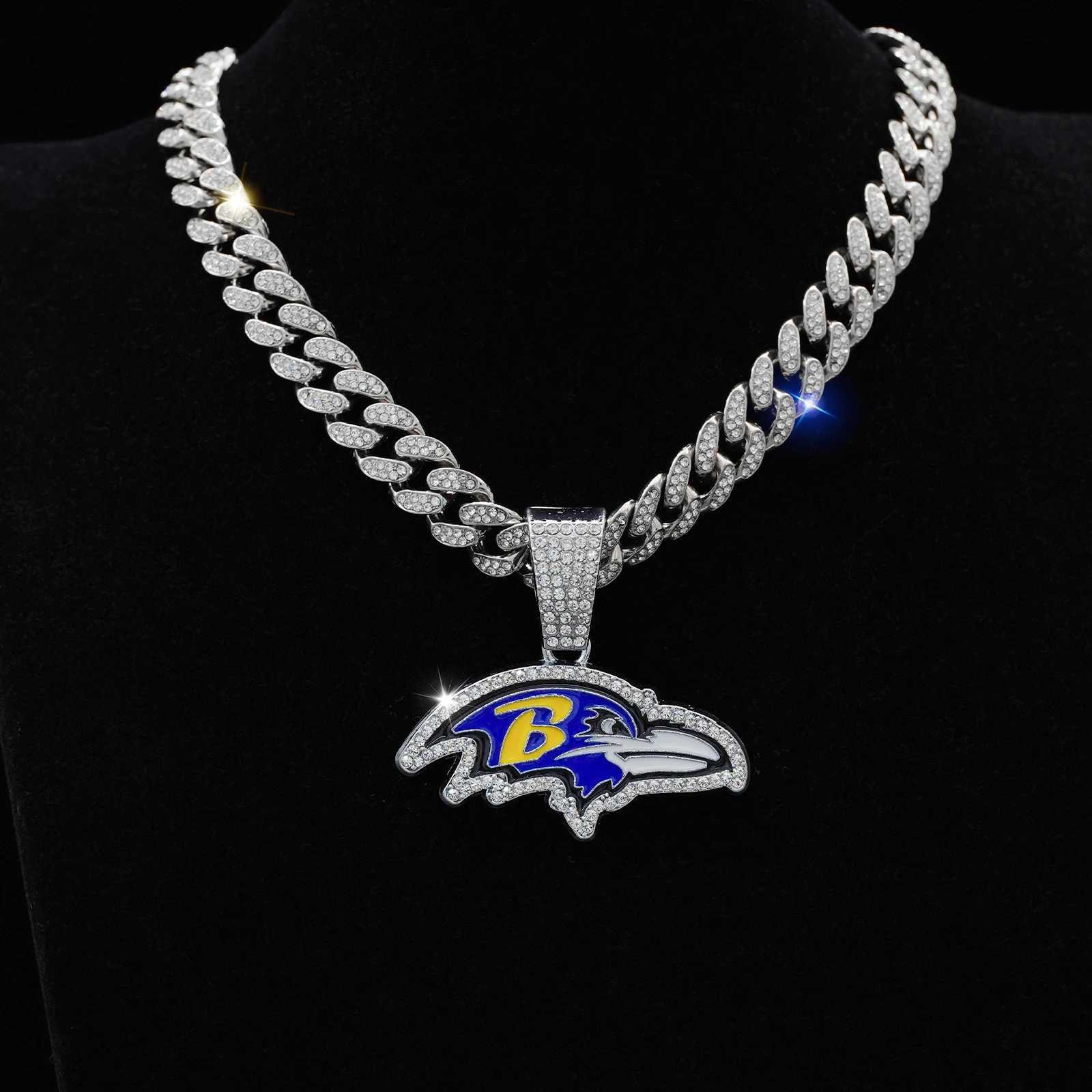 Blue letter B team pendant with shiny chain gold-plated necklace suitable for gemstone wearing X250224