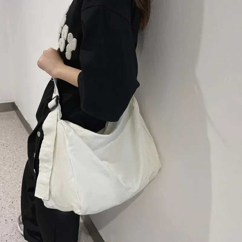 Casual Messenger Womens Bags 2025 Vintage Handbag Canvas Teenager Shoulder Tote Bags Man Solid Color Handbag Crossbody Handbags Z250225