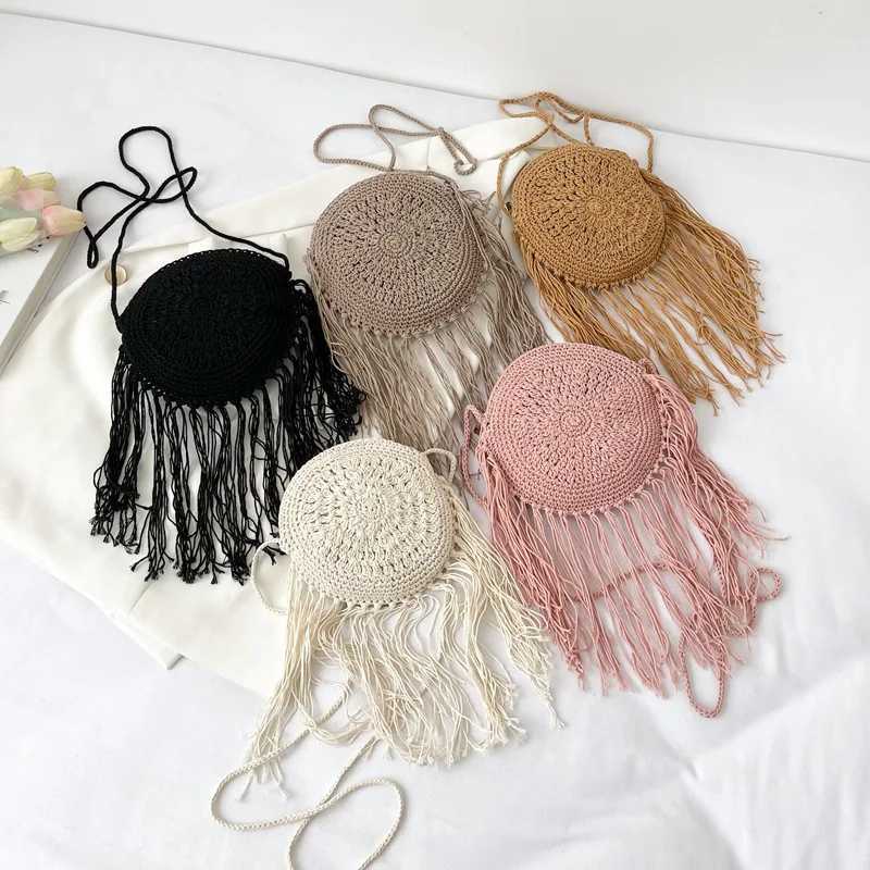 Summer Woven Straw Bag For Women Literary Handmade Shoulder Messenger Bag Small Round Bag Travel Seasid Beach Bag Shopping Purse