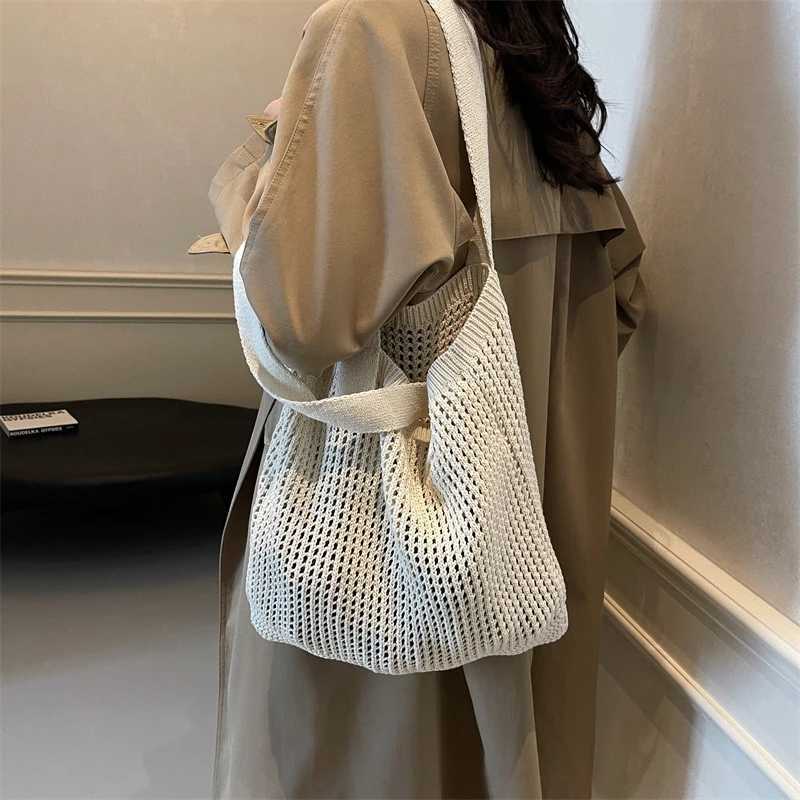 Women Solid Color Knitting Shoulder Bag Aesthetic Hobo Bag Large Capacity Crochet Tote Bag Ladies Daily Handbag