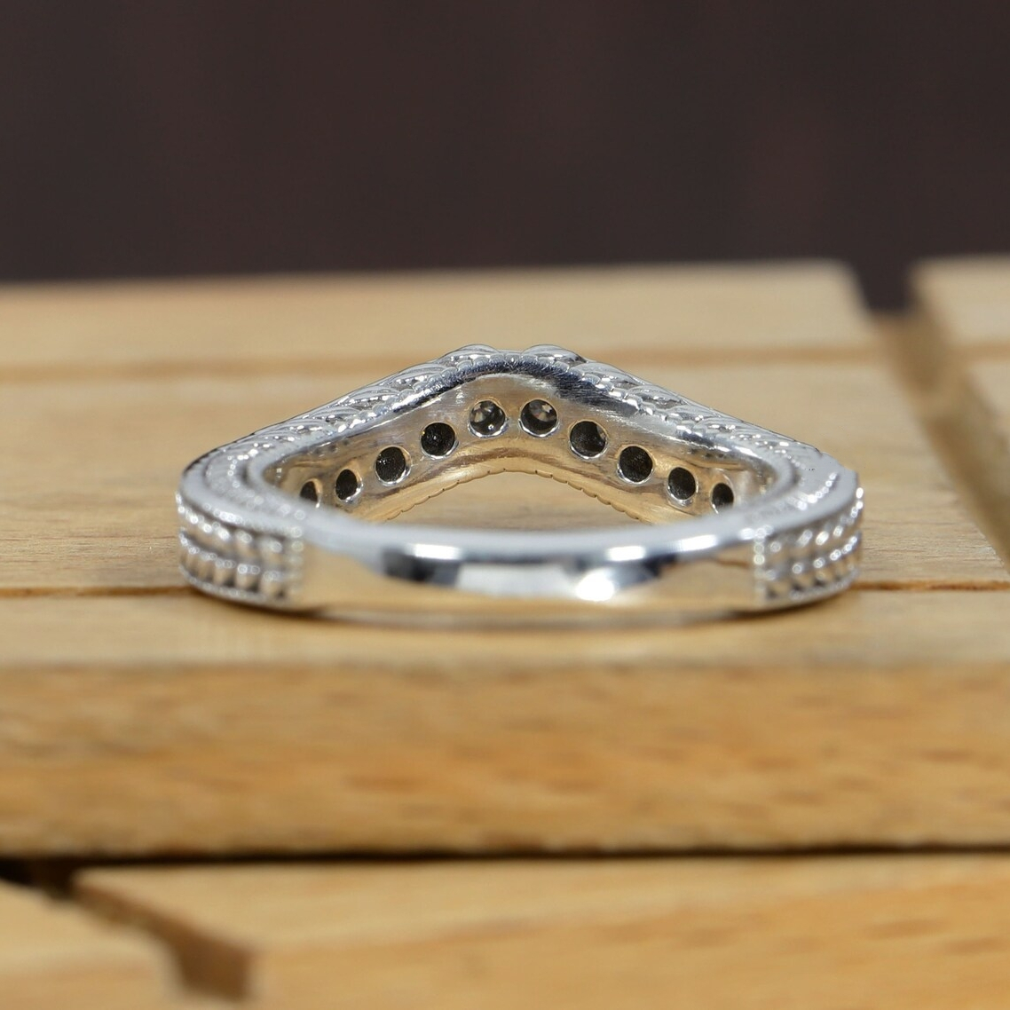 Jewelry 18 White Real Gold Milgrain Half Band Eternity Ring Solid Gold 0.5CT Lab Diamond Womens Trendy Curved Ring Gife