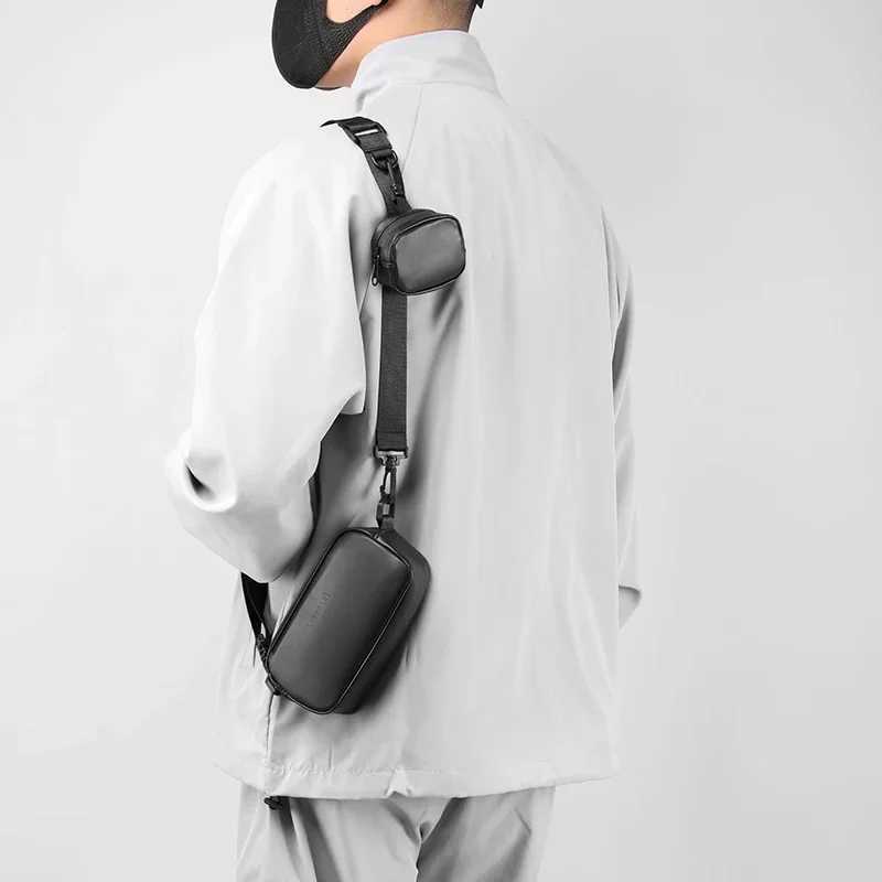 2024 New Black Mini Crossbody Leather Bag for Mens Personalized Mobile Phone Chest Bag for Womens High-end Single Shoulder Bag Z250225