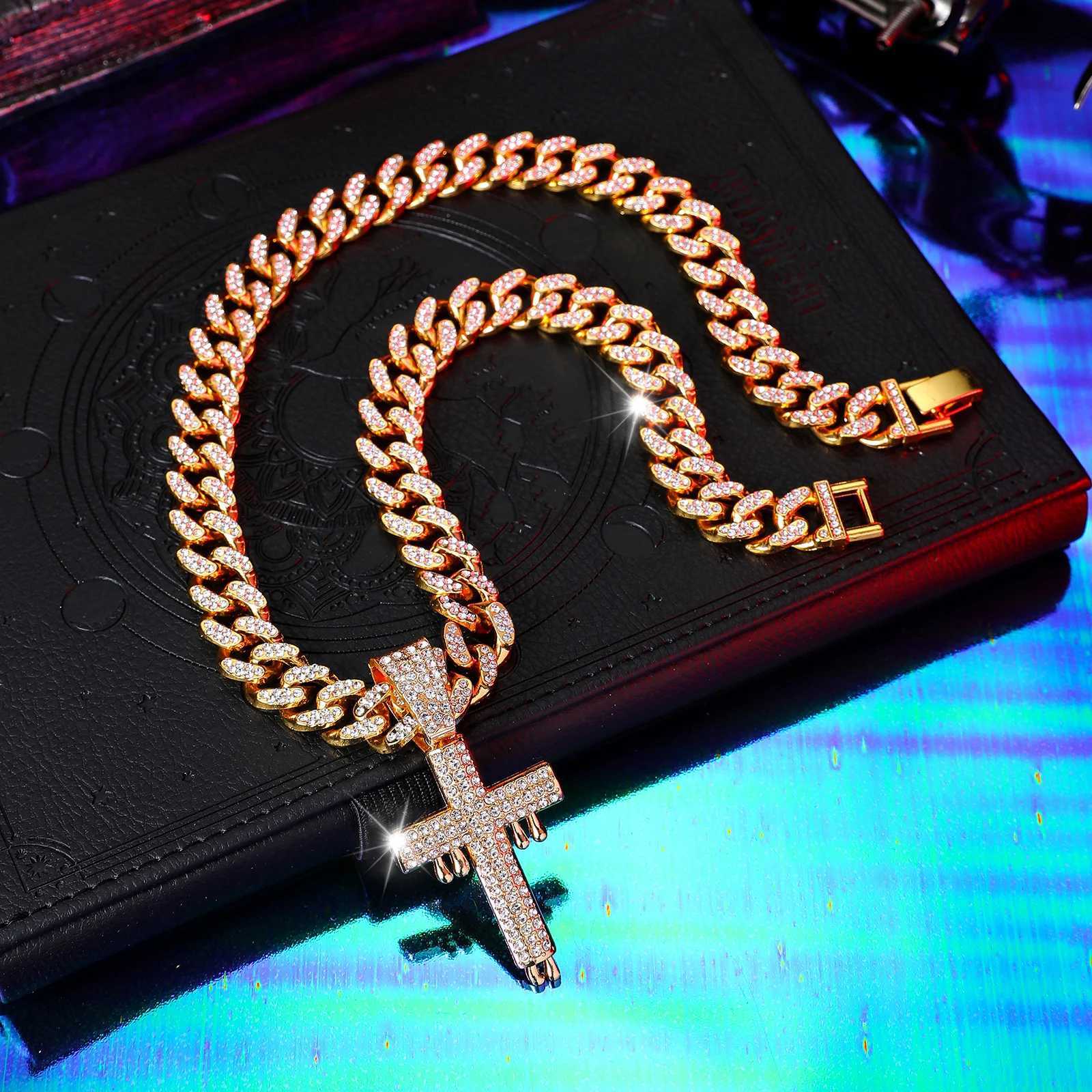 mi Water Drop Cross PendantHip Hop Punk Cuban ChainGifts for Couples and Family X250224