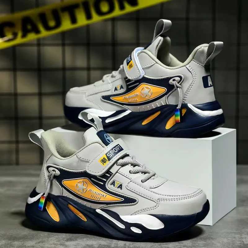 2024 Boys New Cartoon Sneakers Children Baby Spring Breathable Mesh LED Luminous Sports Shoes Kids Casual Autumn Light Up Shoes W250225